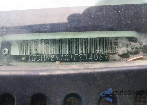 2001 Chevrolet Silverado 2500Hd Lt from USA, damaged, VIN 1GCHK29101E294069